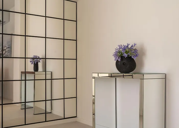 Spacious 2-bedroom Raat Apartament