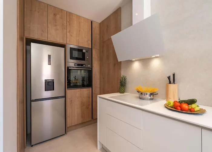 Spacious 2-bedroom Raat * Cavtat