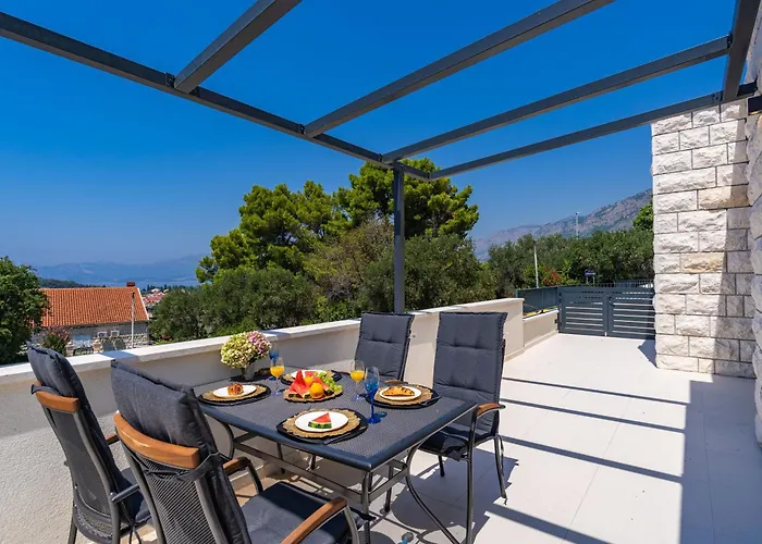 Apartament Spacious 2-bedroom Raat